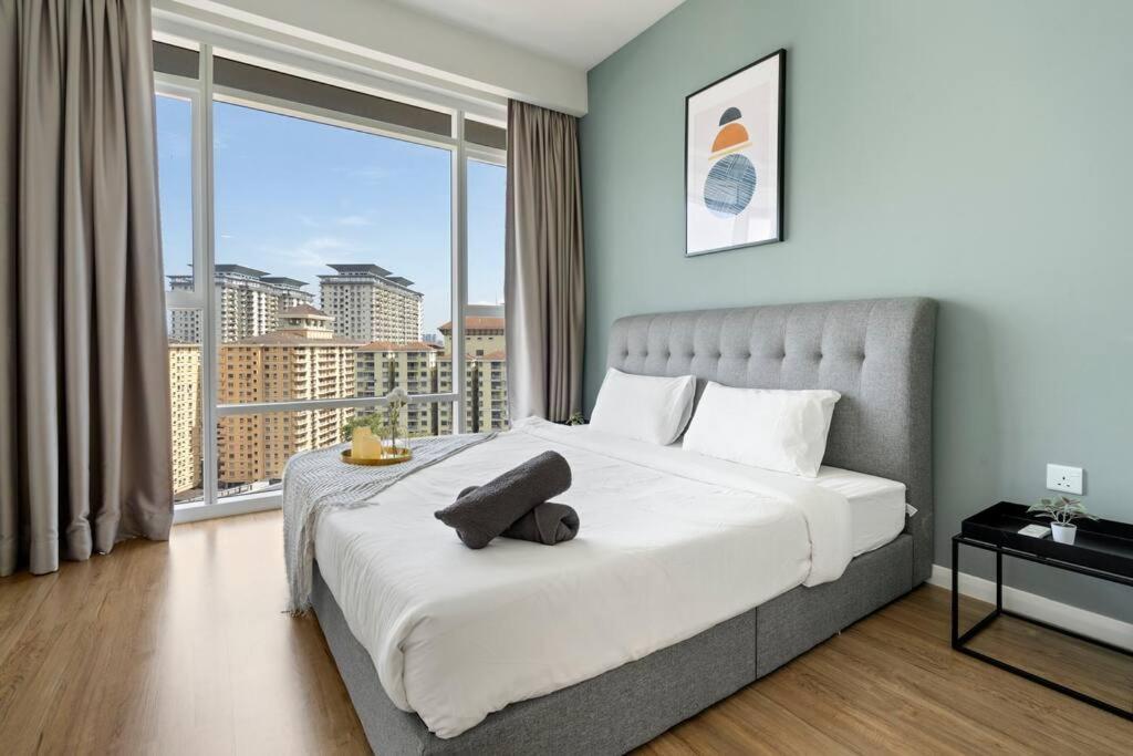Apartemen Kl East Mall-theridge-ps4-pool Table-netflix *