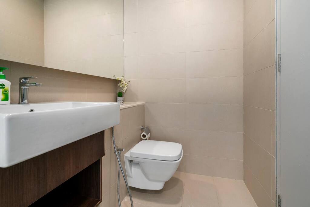 Apartemen Kl East Mall-theridge-ps4-pool Table-netflix *
