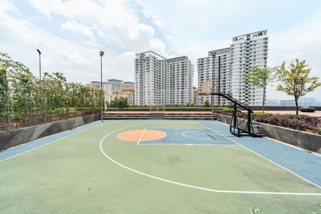 Apartemen Kl East Mall-theridge-ps4-pool Table-netflix Kuala Lumpur